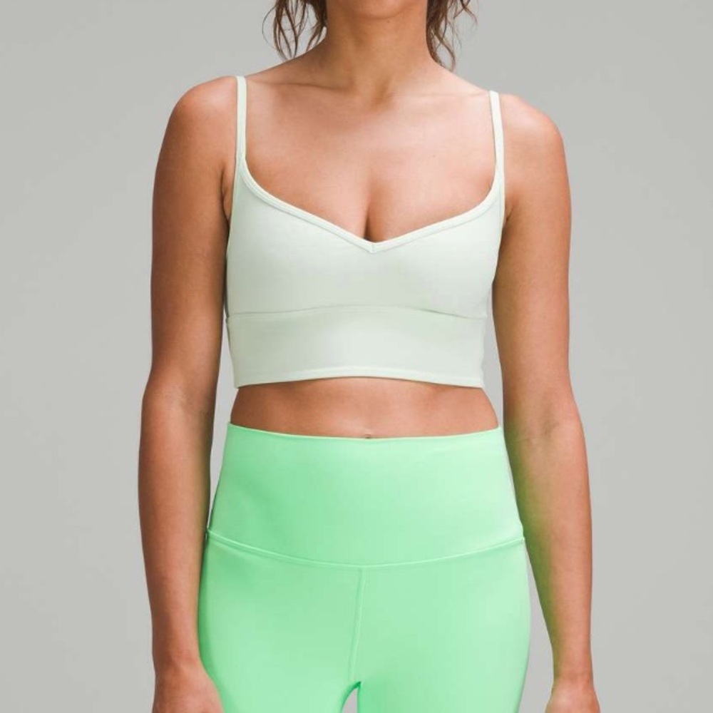 Lululemon size 6 Kohlrabi green sweetheart align bra
